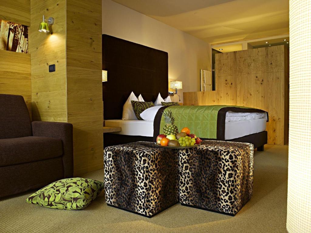 La Maiena Meran Resort Marlengo Chambre photo